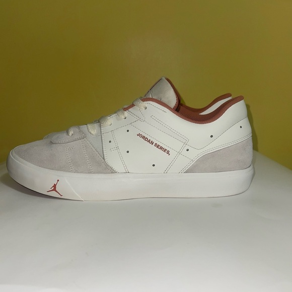 Nike Air Jordan Series Es - Picture 6 of 8